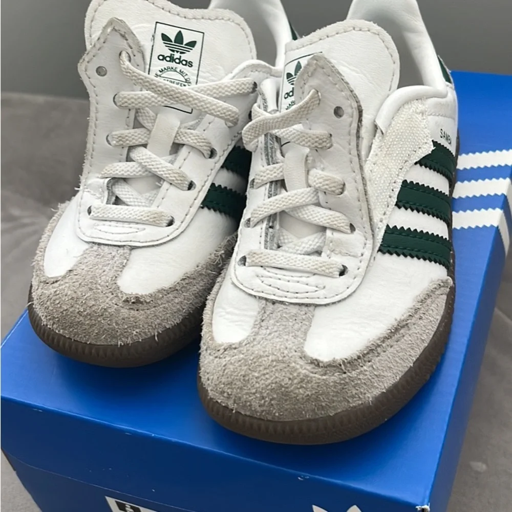 adidas closure toe